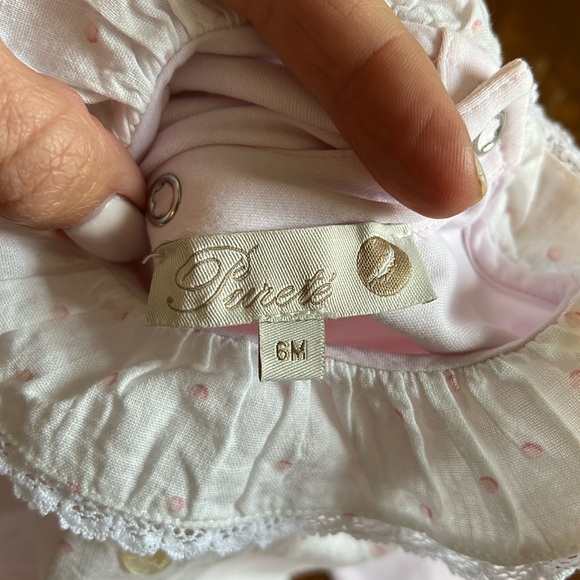 Purete pink footed onesie, white overlay and lace trimmed collar size 6 month - Picture 6 of 6